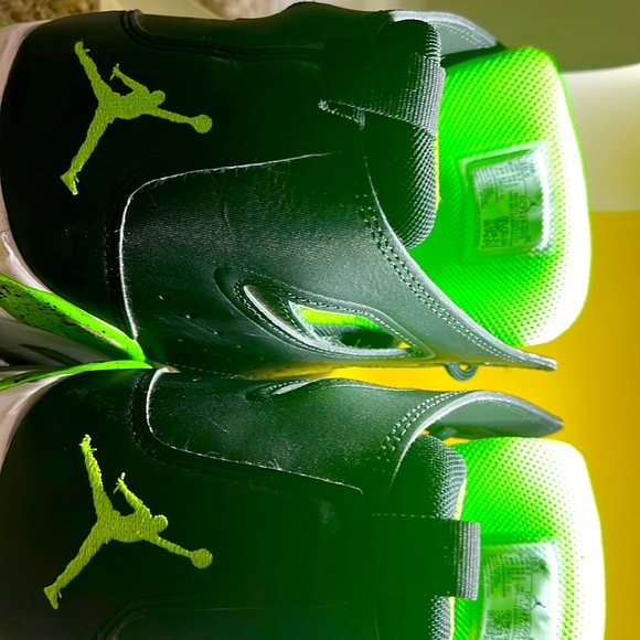 Jordan sixes